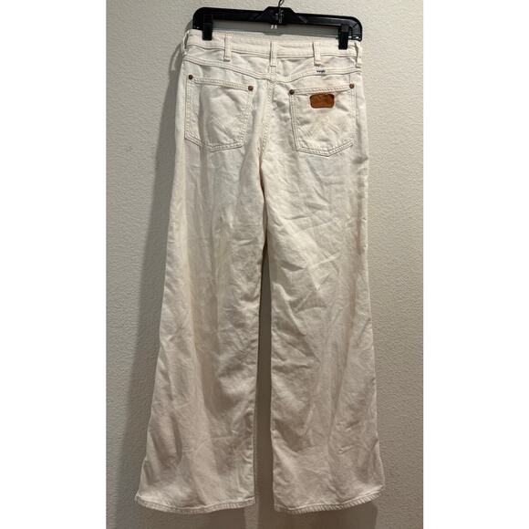 Wrangler Stonewashed White Worldwide 661 Mid Rise Wide Leg Denim Jeans Size 28 - Picture 3 of 8